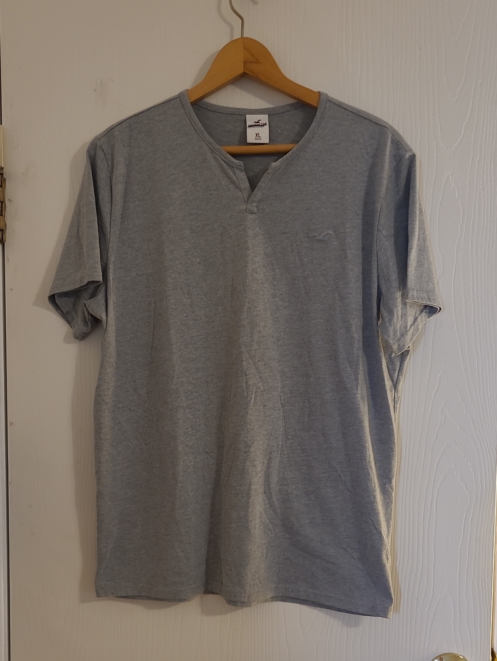 Hollister Tee